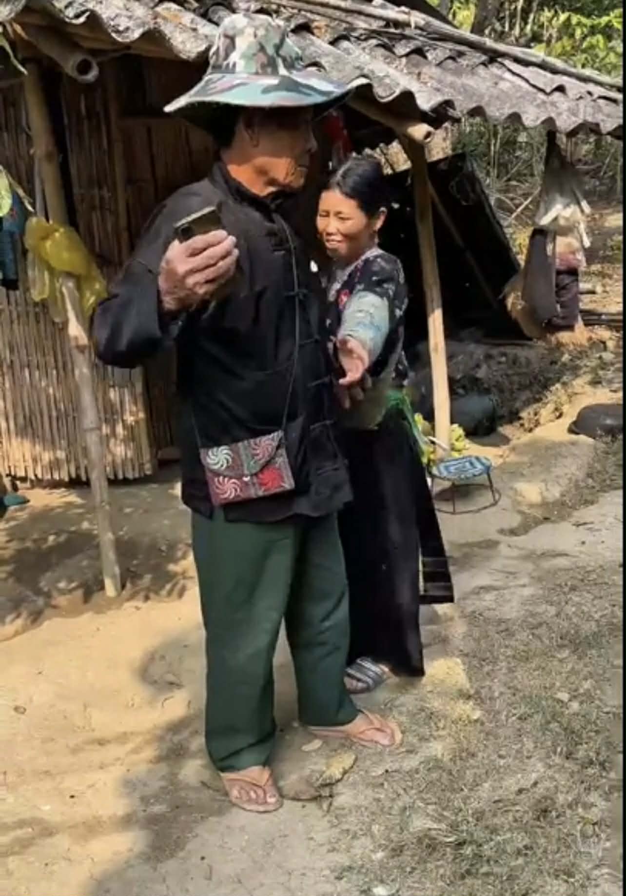 61824559026112490225875323866338160090534241n