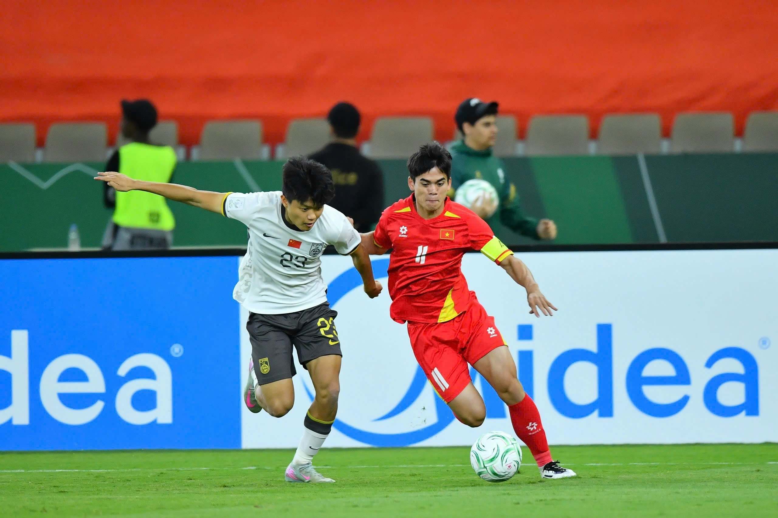 z74515564929553a29358c89bd0ca8daaef307efc93ec7