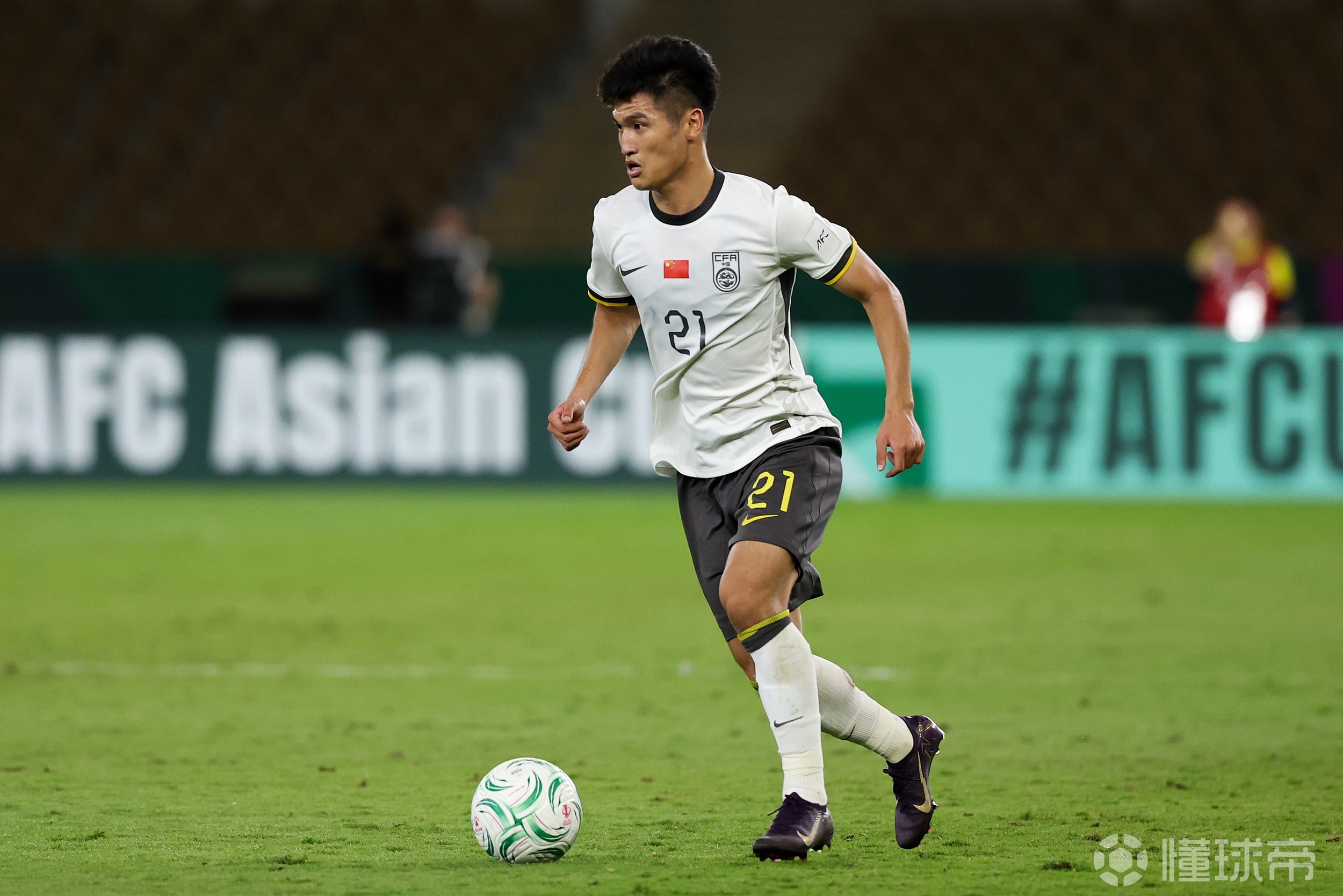 rbxrdglxeiwaygezaapq2z6edzy104