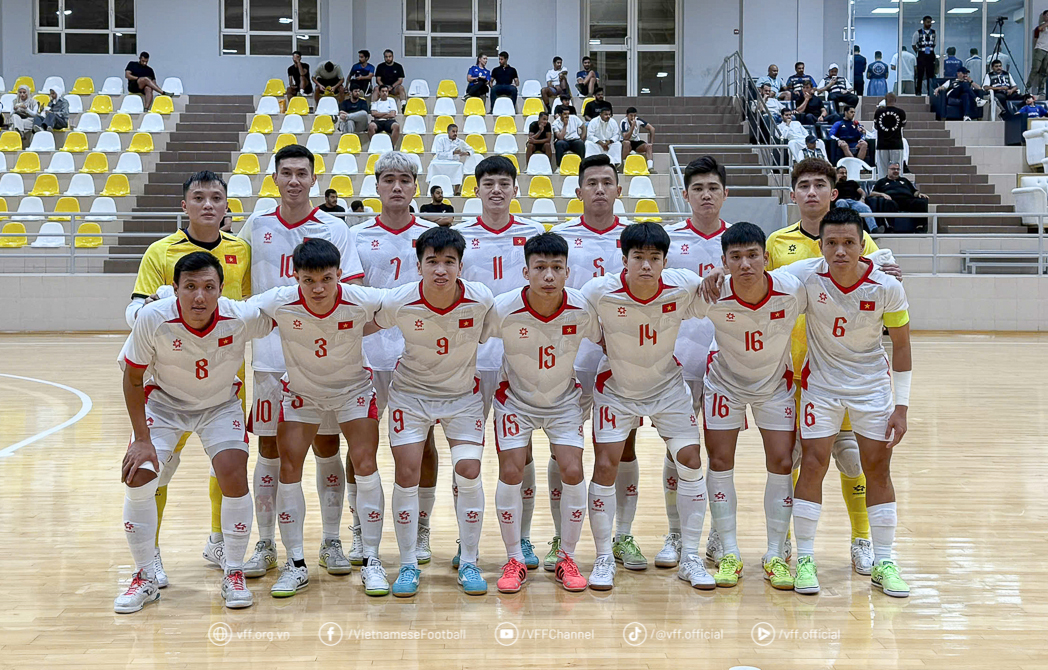 z7008927920004639cc949c2619f5b830a0b4fd61da330