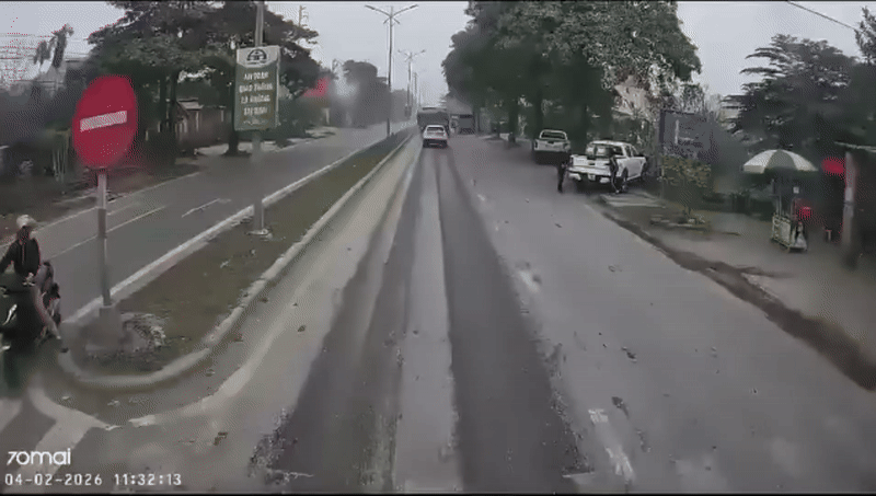 ezgif 40e8f4dfb5b8b03a 17701917466571342979611