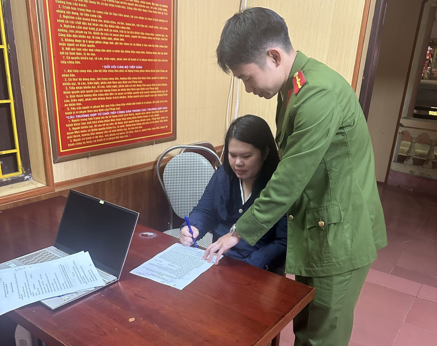 Bắt giữ Mai Hồng Ngọc sinh năm 1994