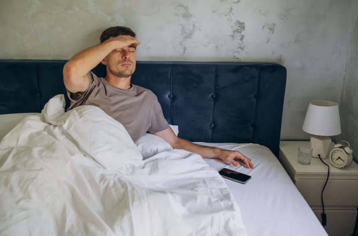 Bác sĩ thần kinh nói thẳng: Đang ngủ mà thấy dấu hiệu này thì cần đi khám sớm