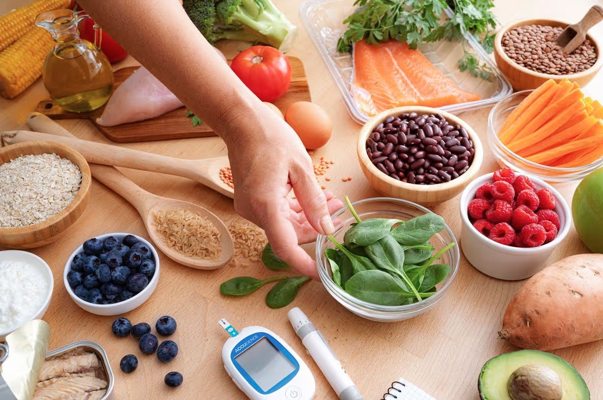 Nghiên cứu 5.000 người cao tuổi Trung Quốc, phát hiện điều bất ngờ về chế độ ăn sống thọ