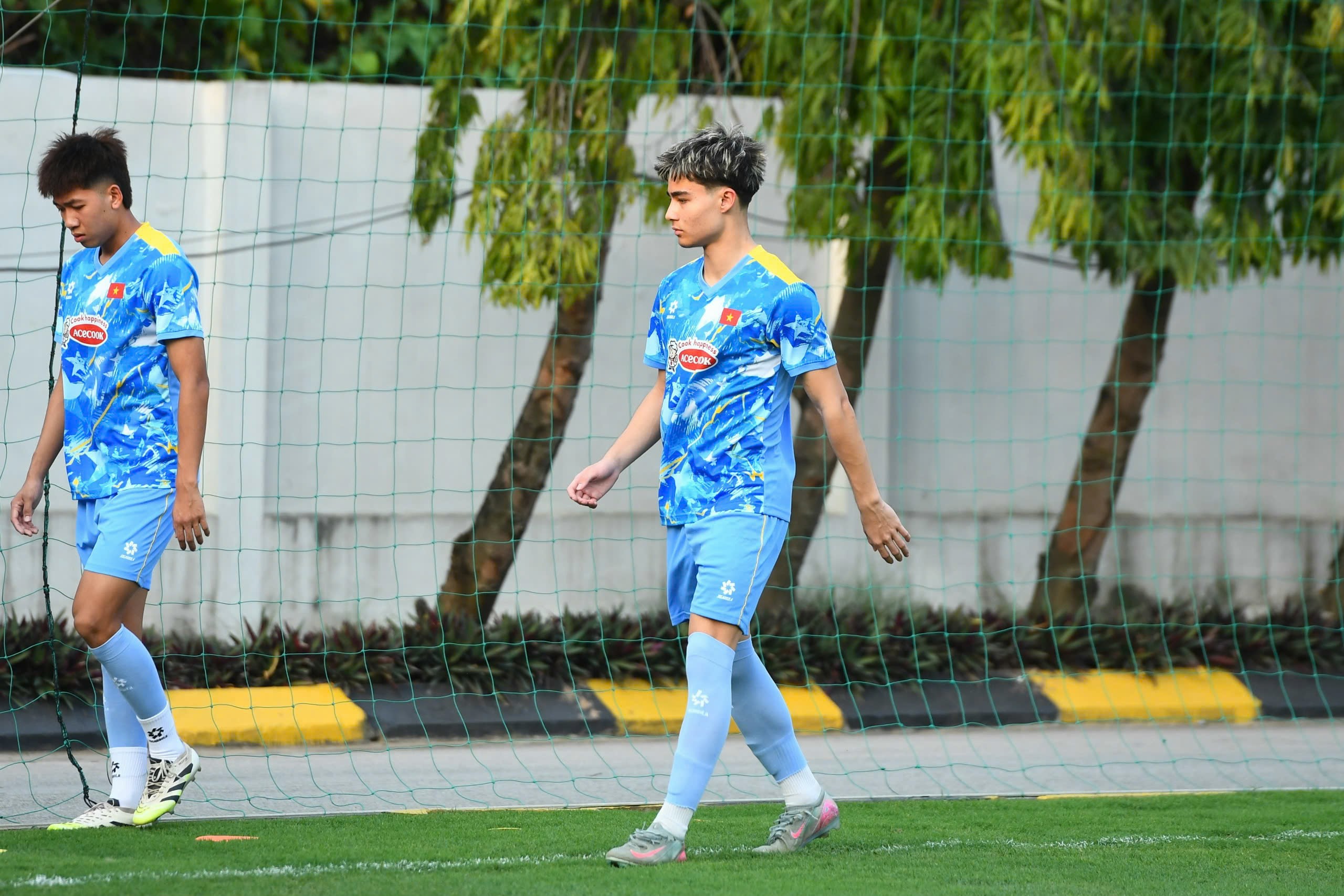 z76302973309971bd1314ff4b80cb6f51accb685cdfd60