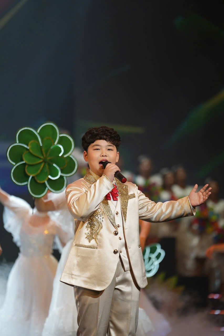 z7642463995681caf33df72bad36bce0c81a18ec55d6fc