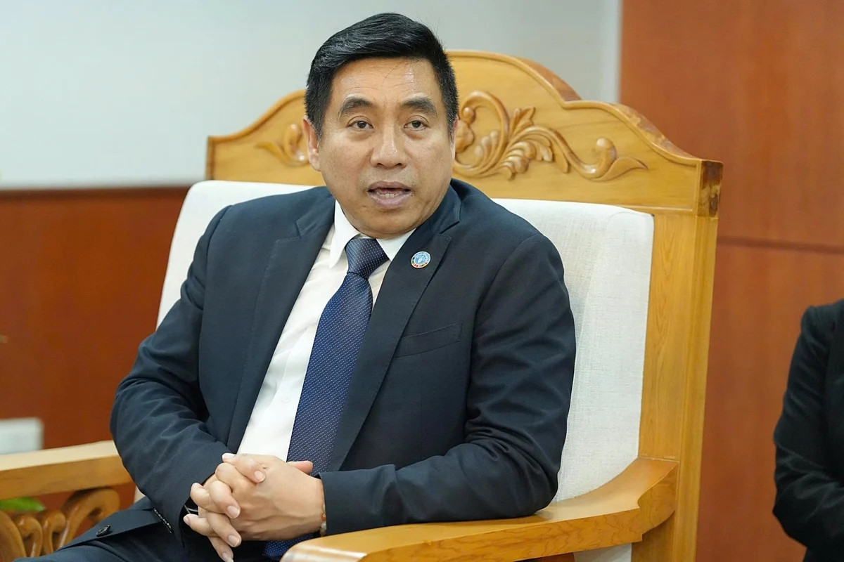 z7653083129764f4cd1d0c9a544bea2e8bd55e632163ab 153548697 155349