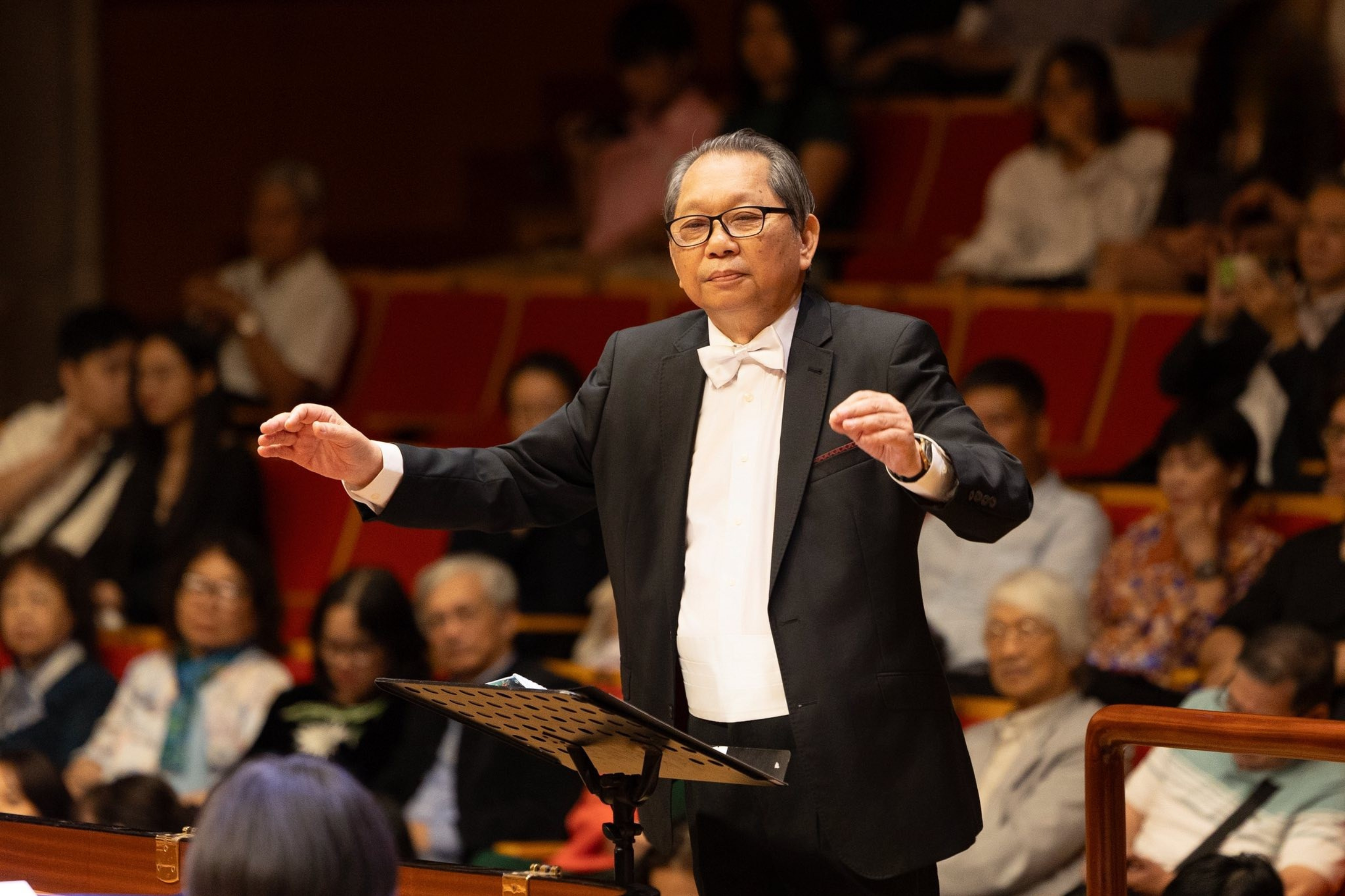 01 chi huy dan nhac gstsnsnd ngo van thanh