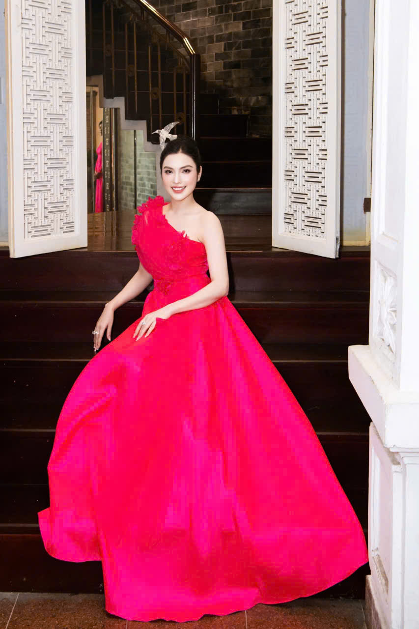 z7728085096902db8fe166268476d2f4d31fab6f6631be