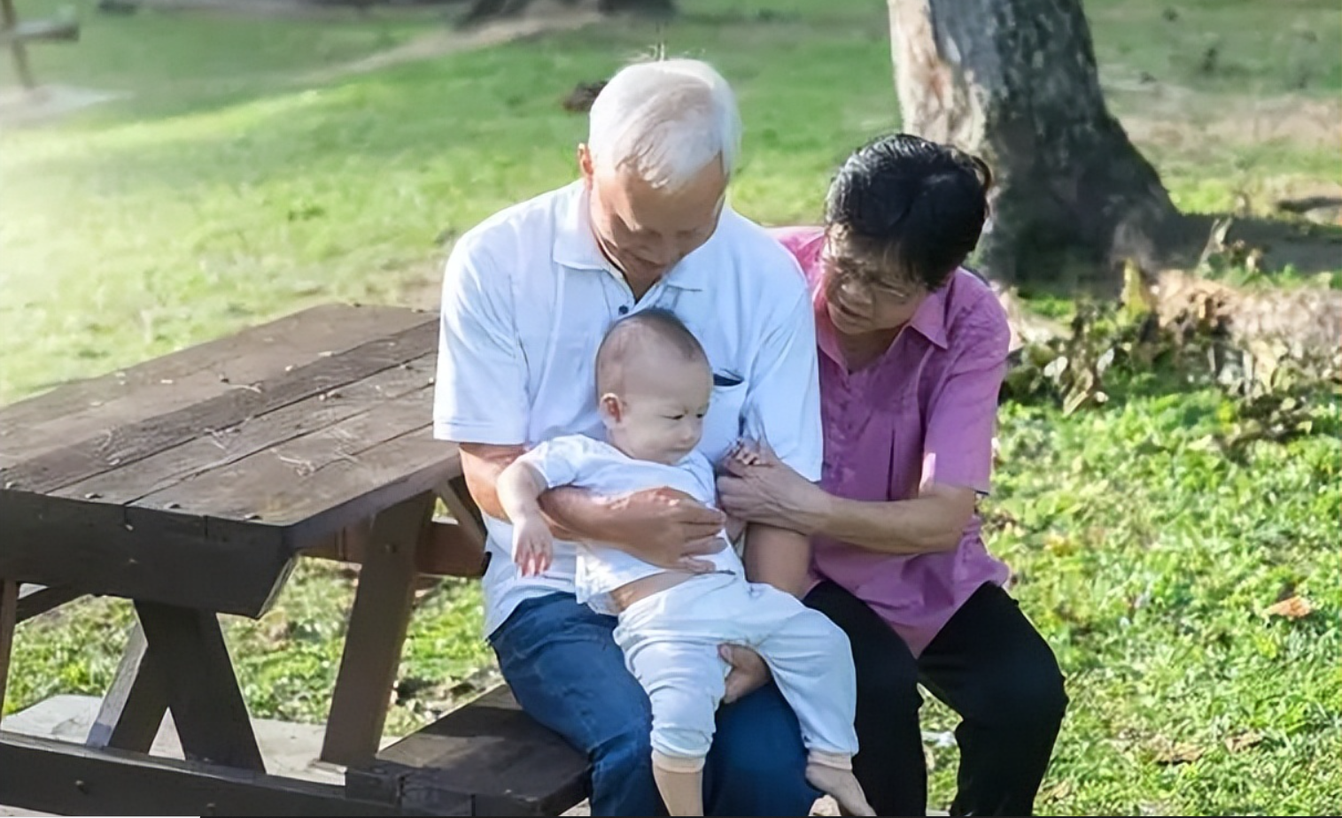“Đứng yên” hơn 10 năm qua, ngưỡng thu nhập để xác định người phụ thuộc hiện tại đang là bao nhiêu?