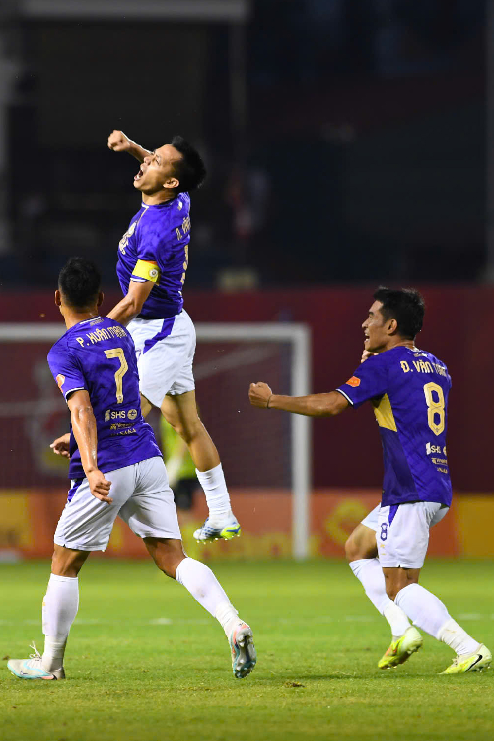 z7760169551990ffc6e02e601bc4204ba98efea3f4e850