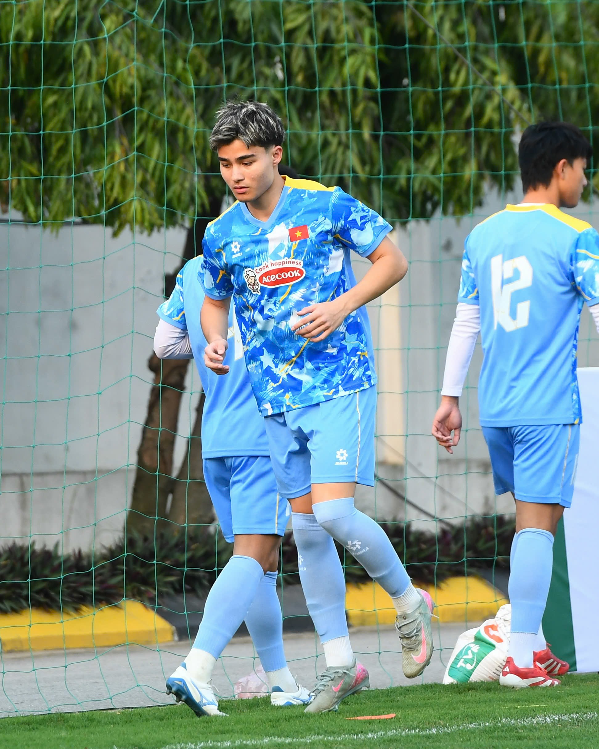 z763029749158672ab77f2b61eea5e04a9d707b163aa0e