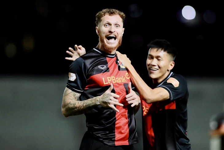 e382aa13 2175 4431 aa30 d10a23b9df2f