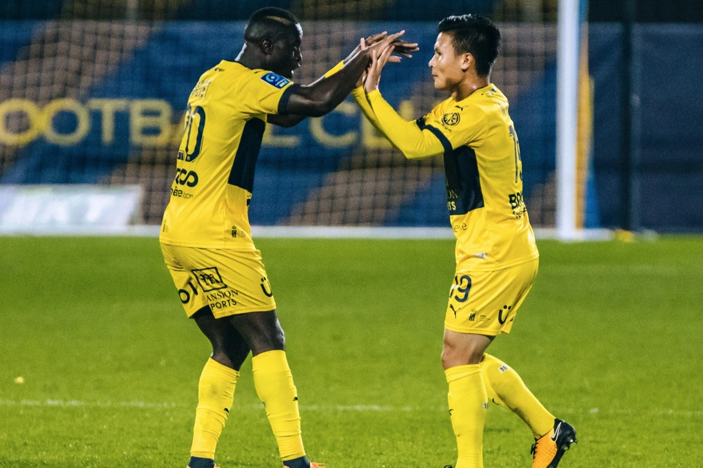 quang hai pau fc