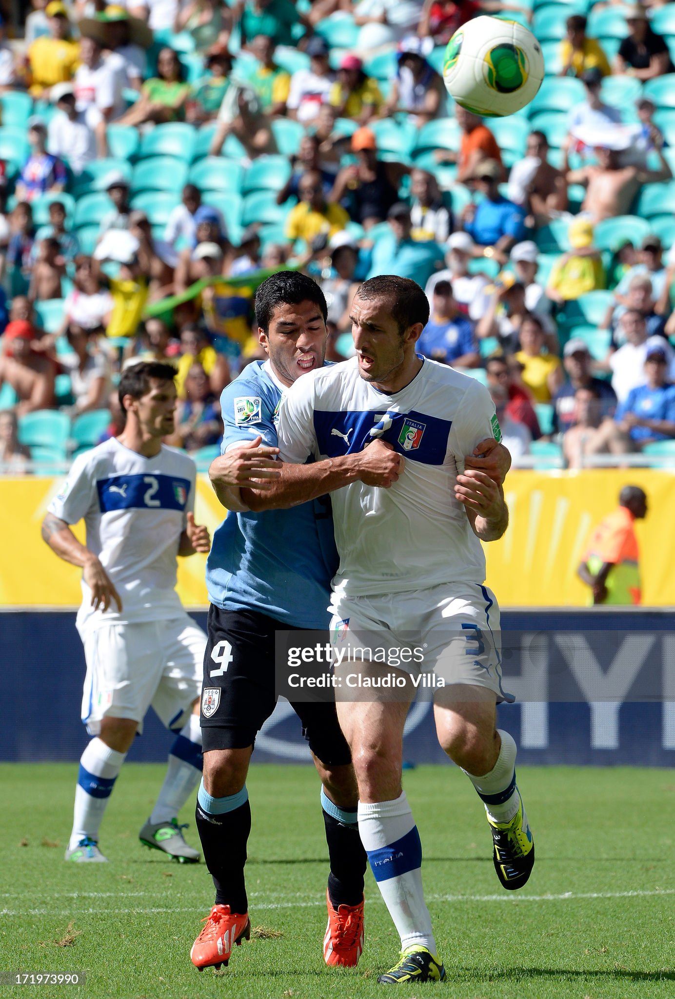 luis suarez chielini