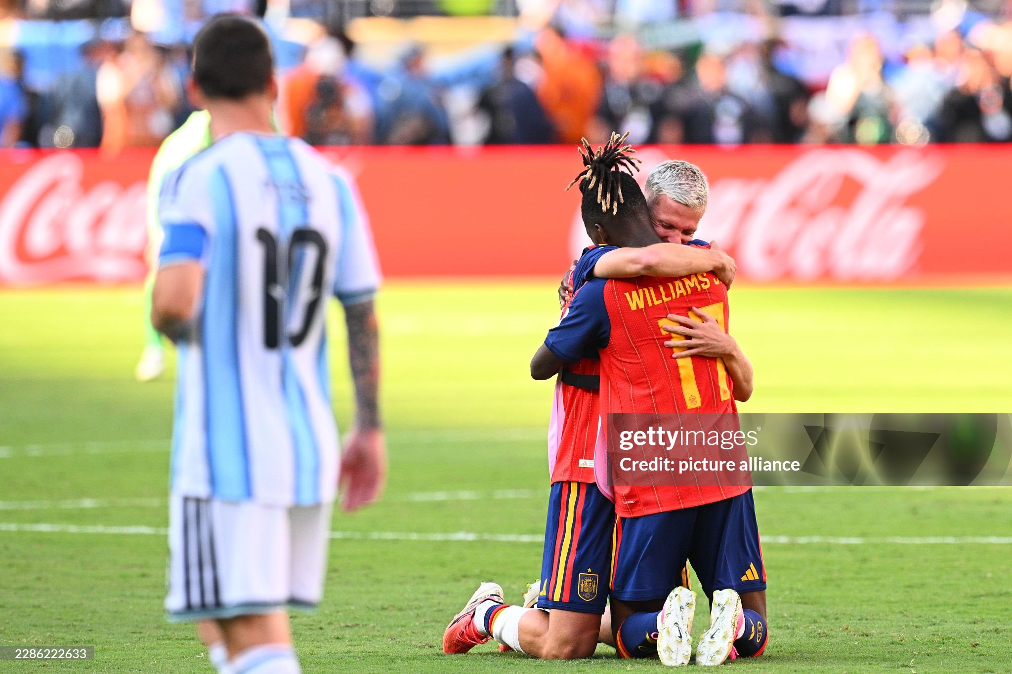 tay ban nha argentina messi