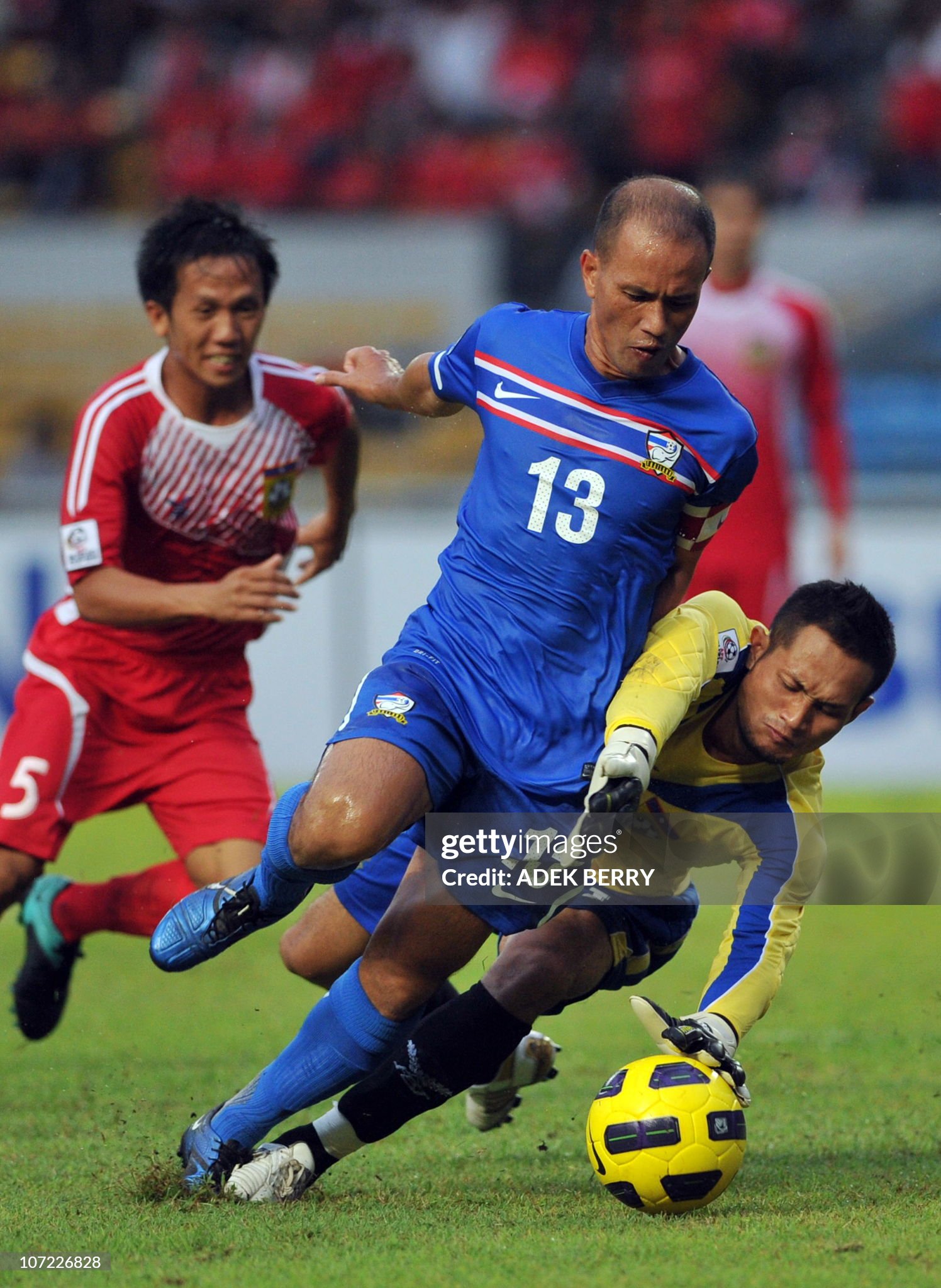 laos thailand aff cup 2010