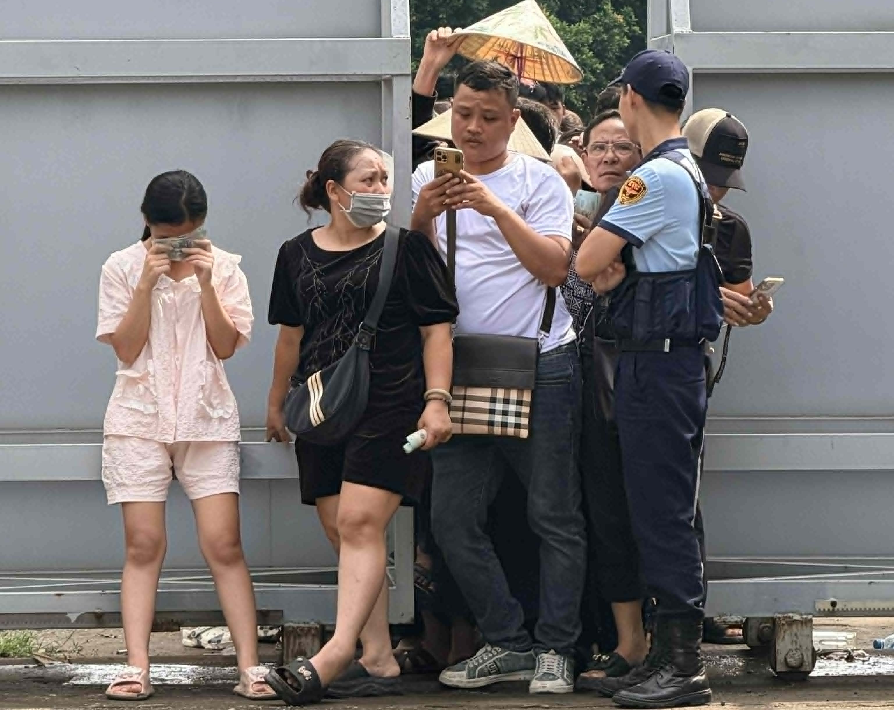 ve viet nam singapore 3