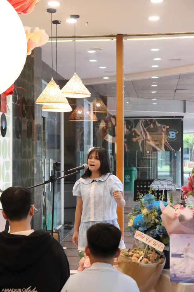 ca si thu phuong3655