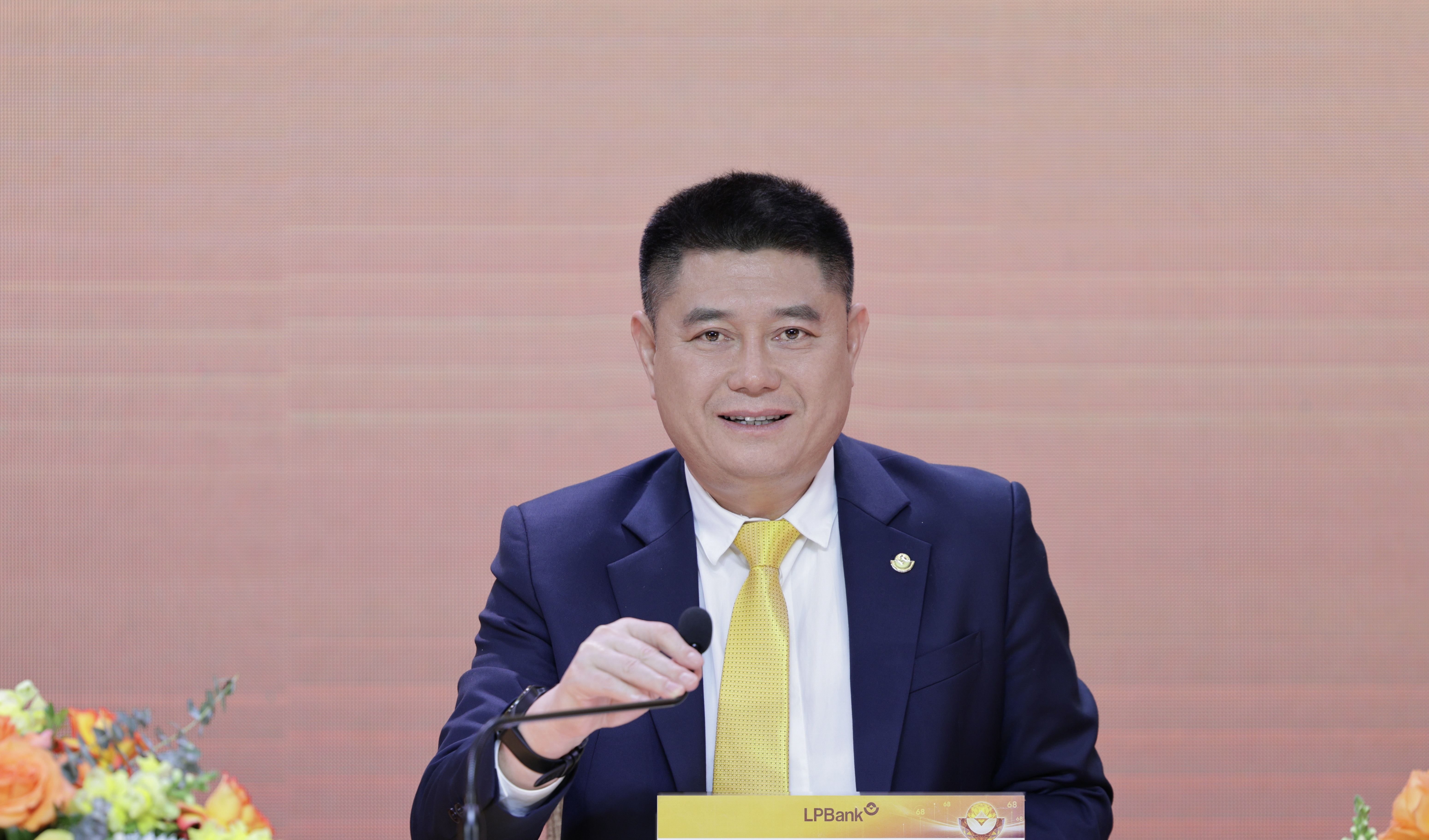 anh 1 ong ndt