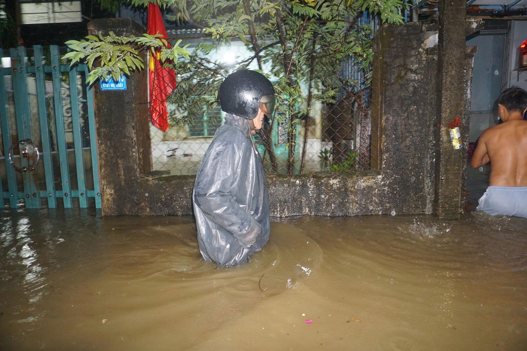 z6696210282202afc39cec3d519a6acfaa0c8daef8cc1e