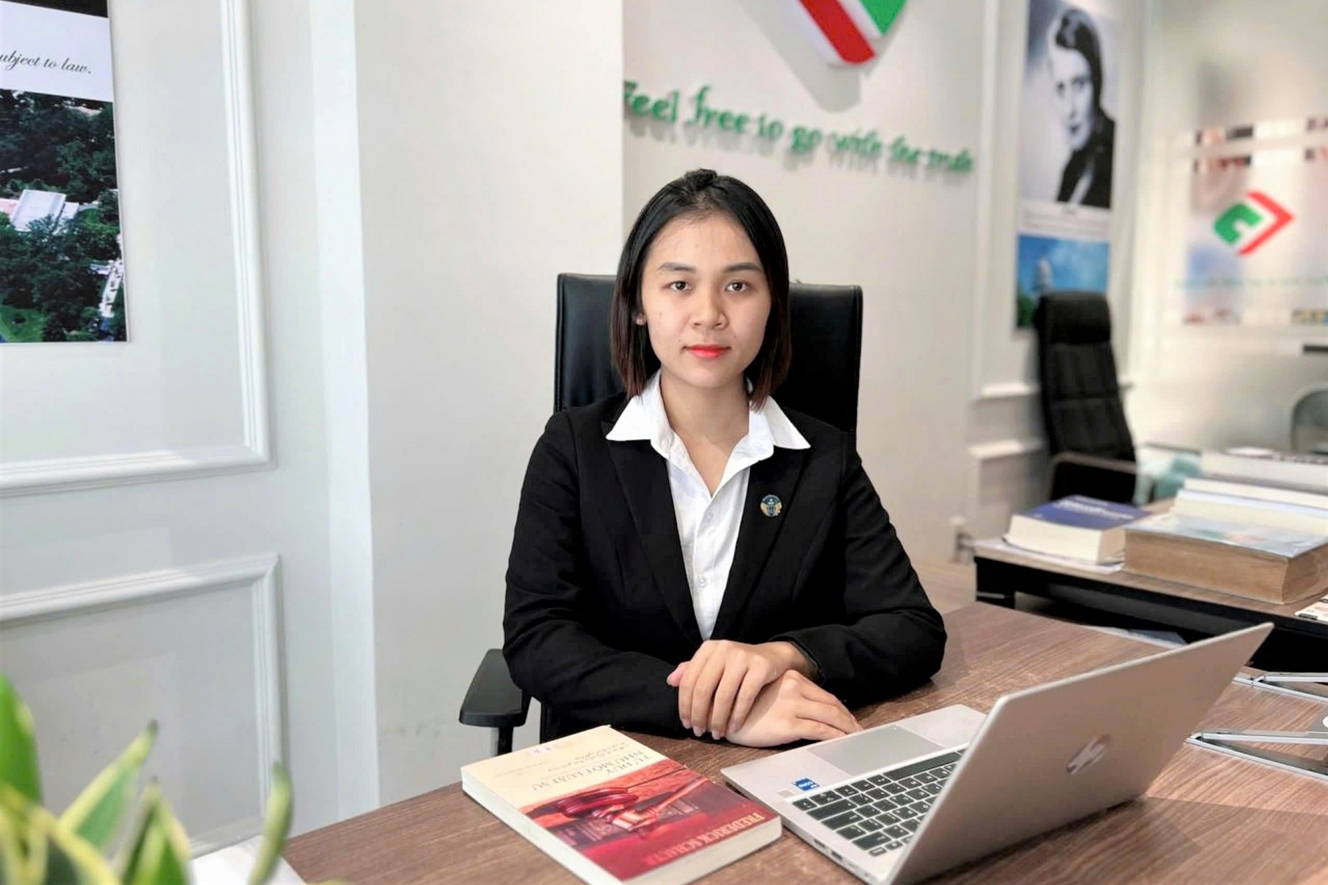 z6877870467159a6355c6f0fbcff8cc774492ba1e72521