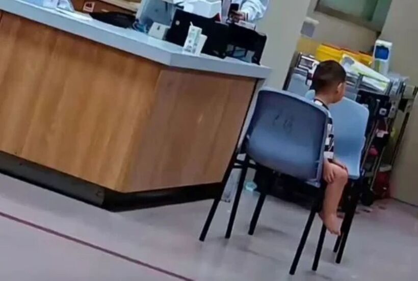 thuong tam be trai 2 tuoi o voi me qua doi nhieu ngay khong ai hay biet 10560625
