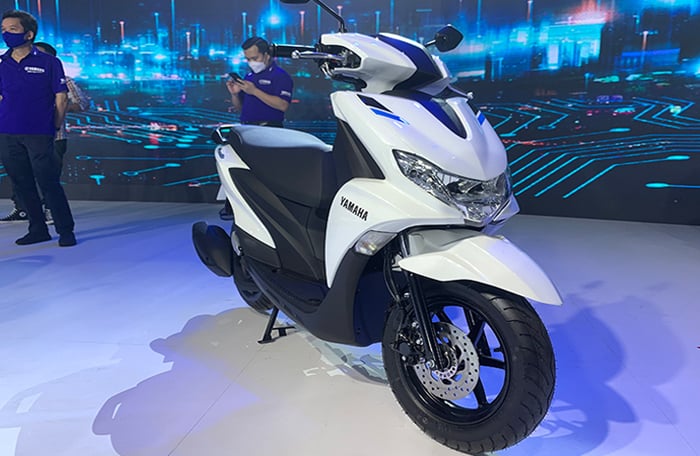 vnf yamaha freego2022 canh tranh honda vision
