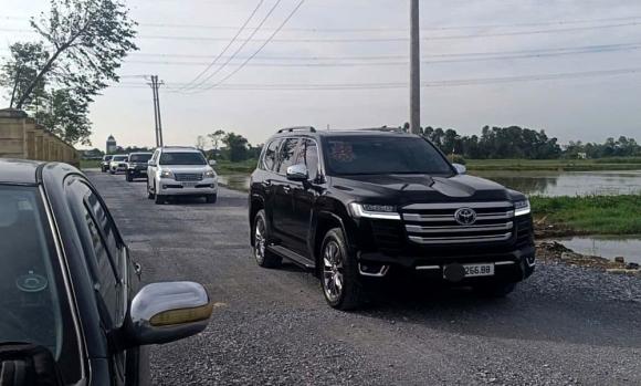 dan xe dac biet trong dam cuoi hoa hau do ha 6 ngoisaovn w1000 h603