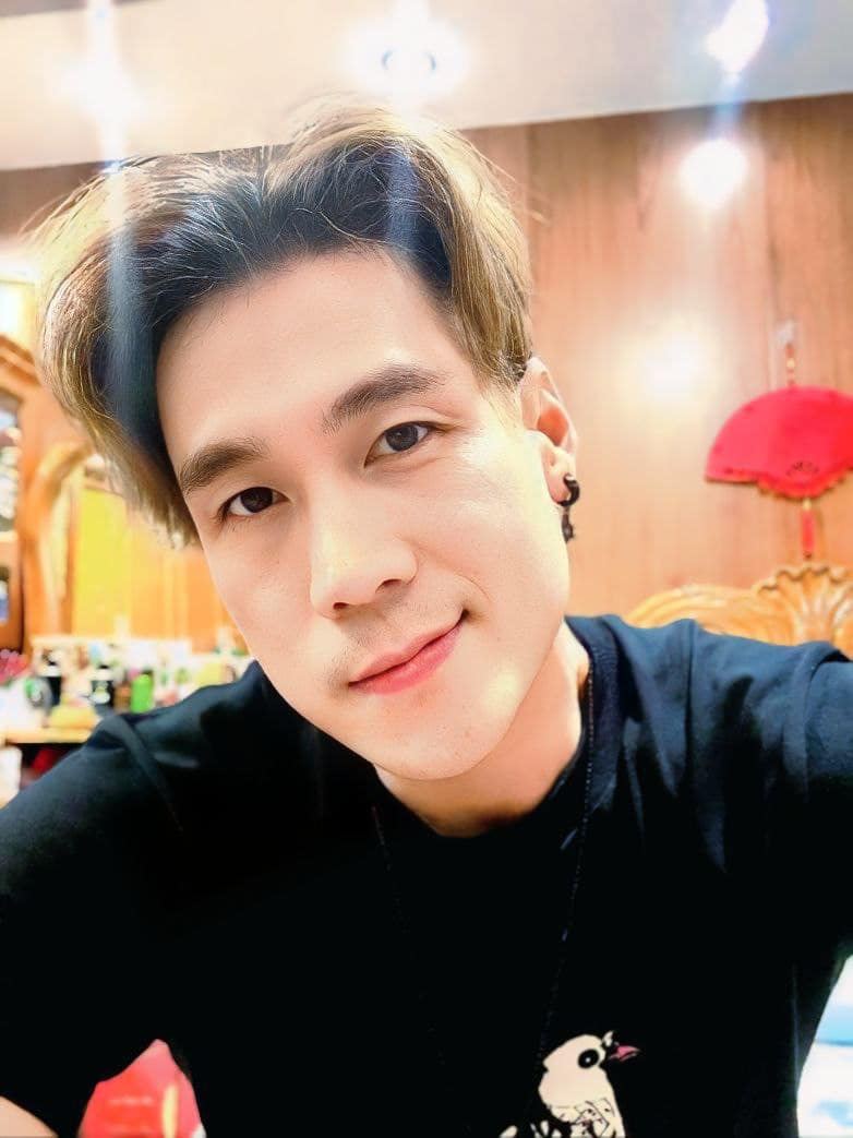 48072748911943859987146541263156328746709295n