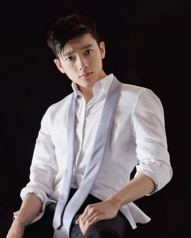 photo 12 1716383650942777222008