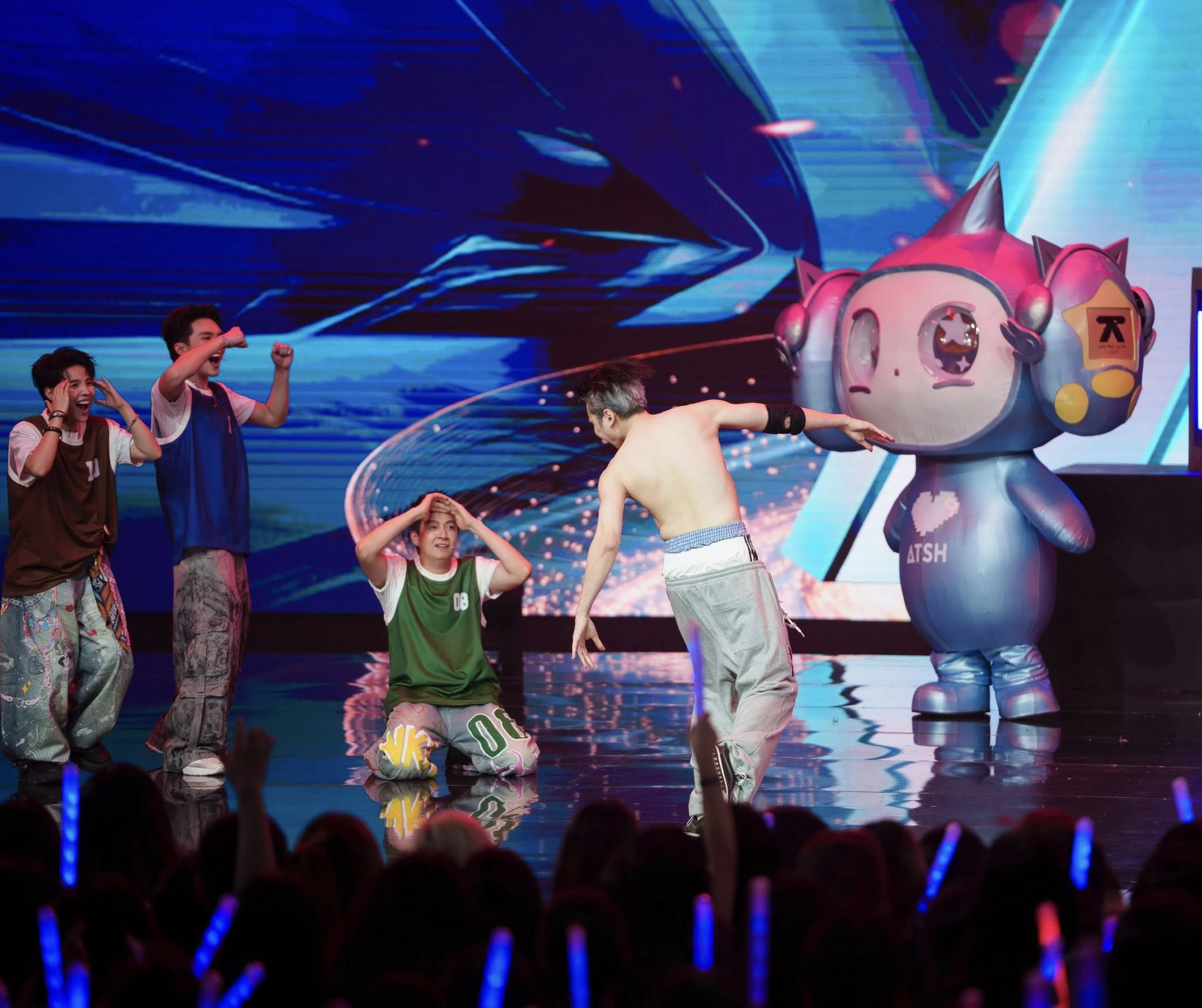 57793872013827515532091456679594602099360150n