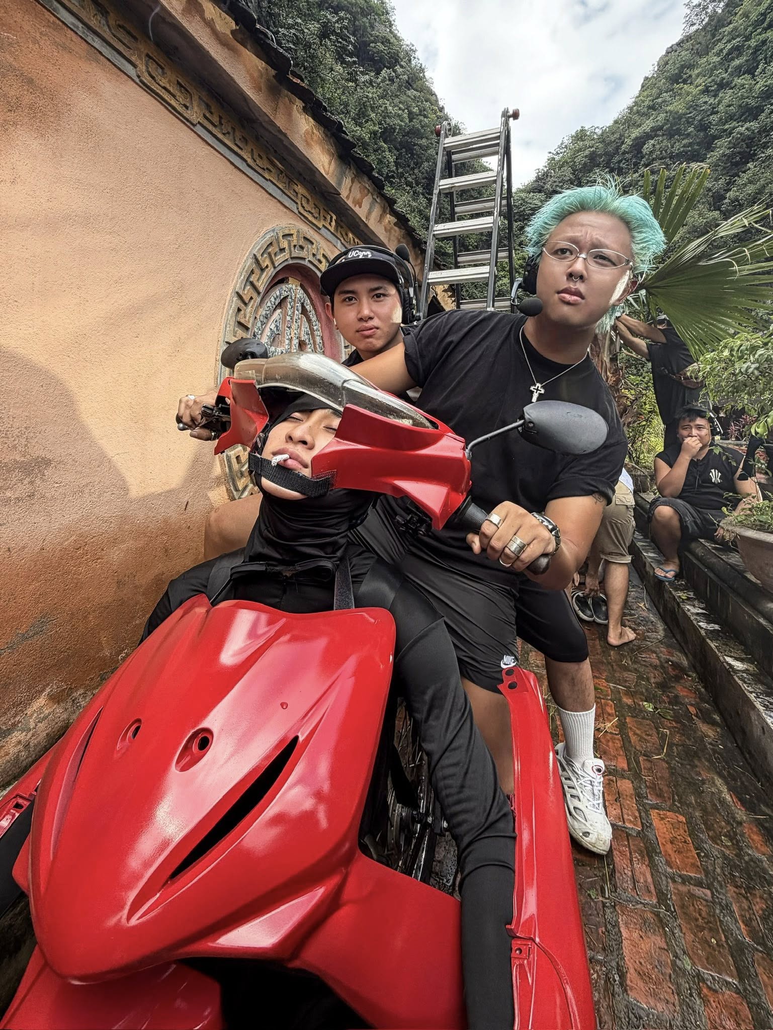 580915990253553772574213732488422867398446483n