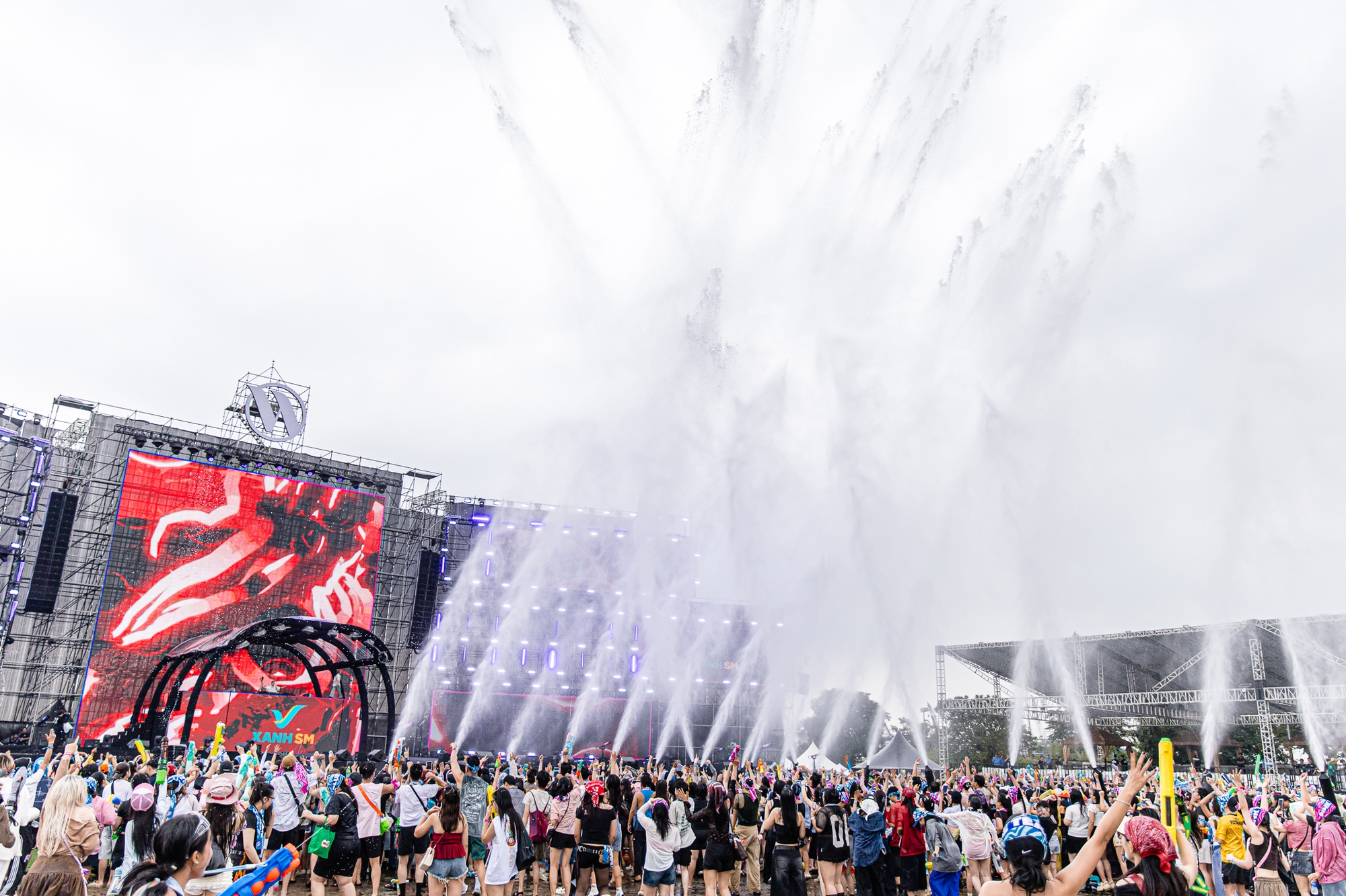 k14 0307 1763279044279 17632790446771223782865