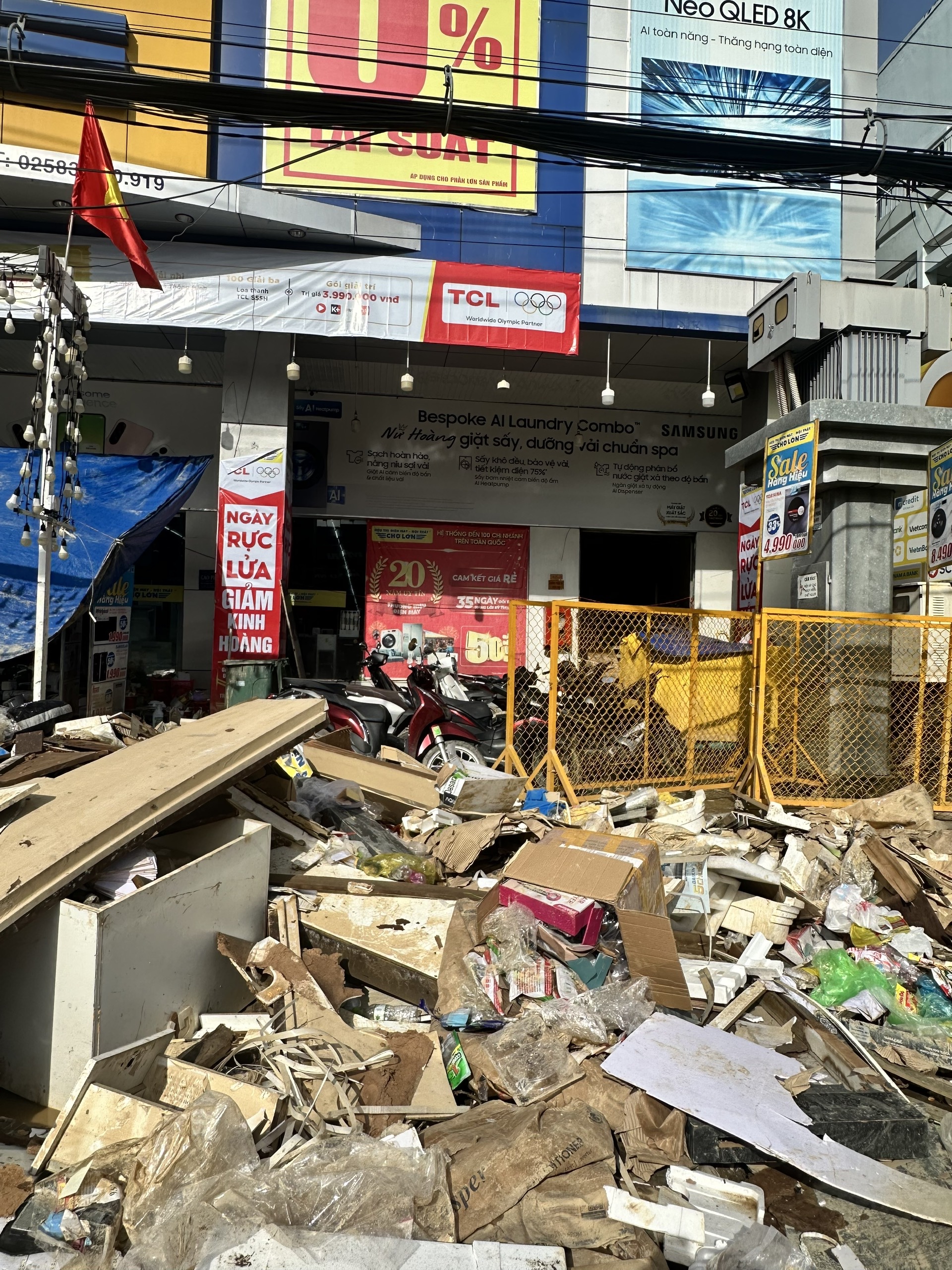 z72590199556101278fdce3e6f2404f54a9c4dab618305