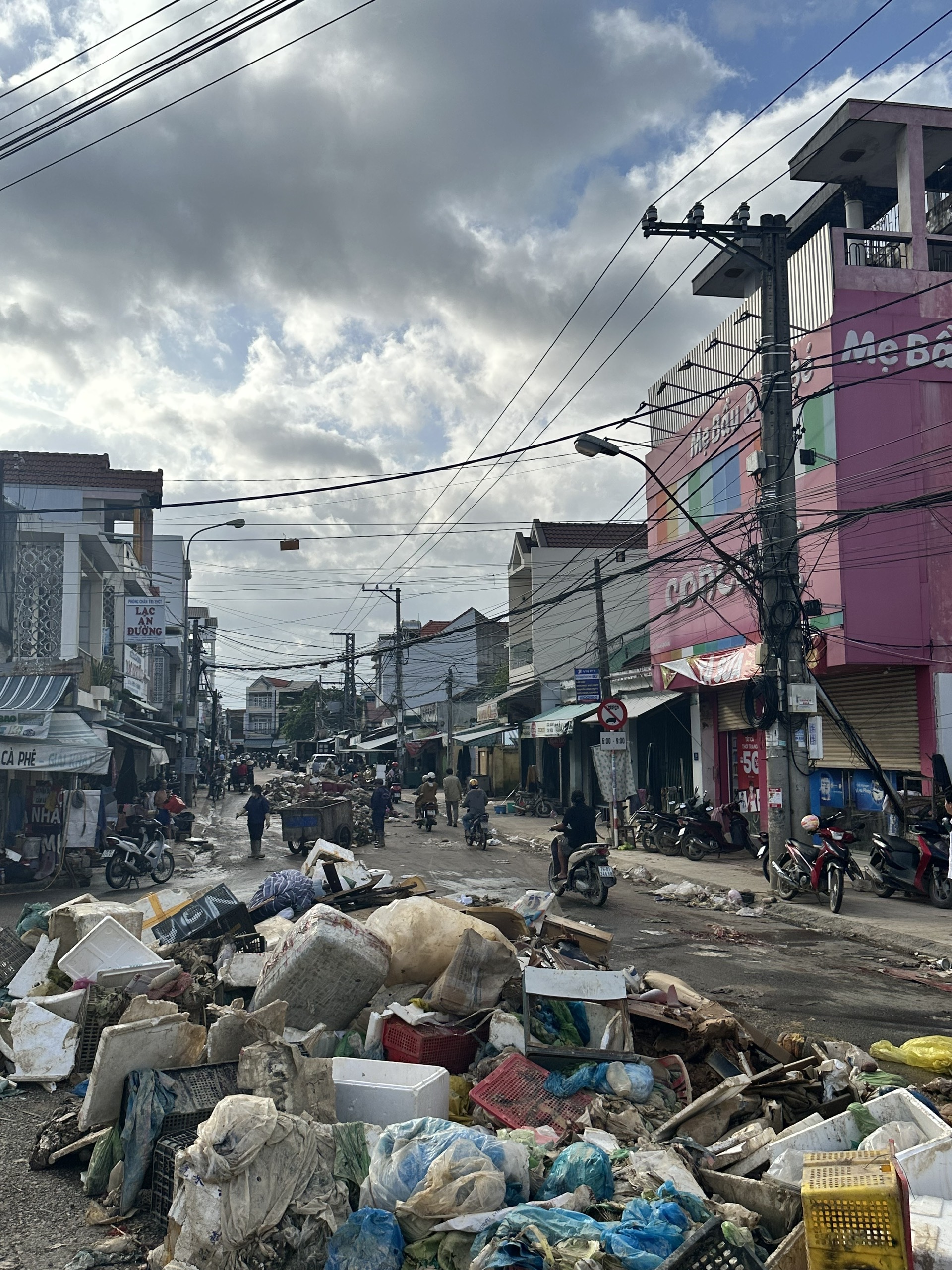 z725902005193910c1dfe79e597063d2e115b81cb244c6