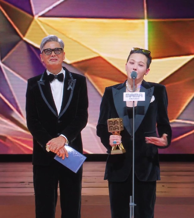 59239929514250447189879125897618324857667423n