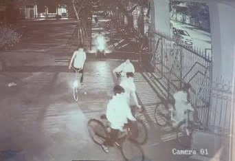 Thông tin mới vụ phát hiện hiệu phó và giáo viên tổ chức dạy thêm trái phép vào buổi tối tại trường- Ảnh 1. Thông tin mới vụ phát hiện hiệu phó và giáo viên tổ chức dạy thêm trái phép vào buổi tối tại trường- Ảnh 1.