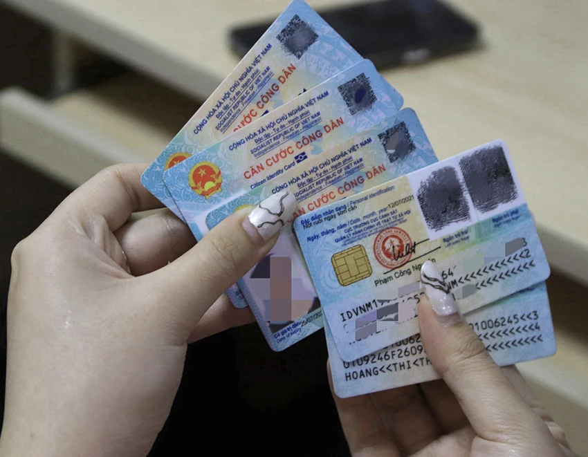 can cuoc dien tu 7 3 1381