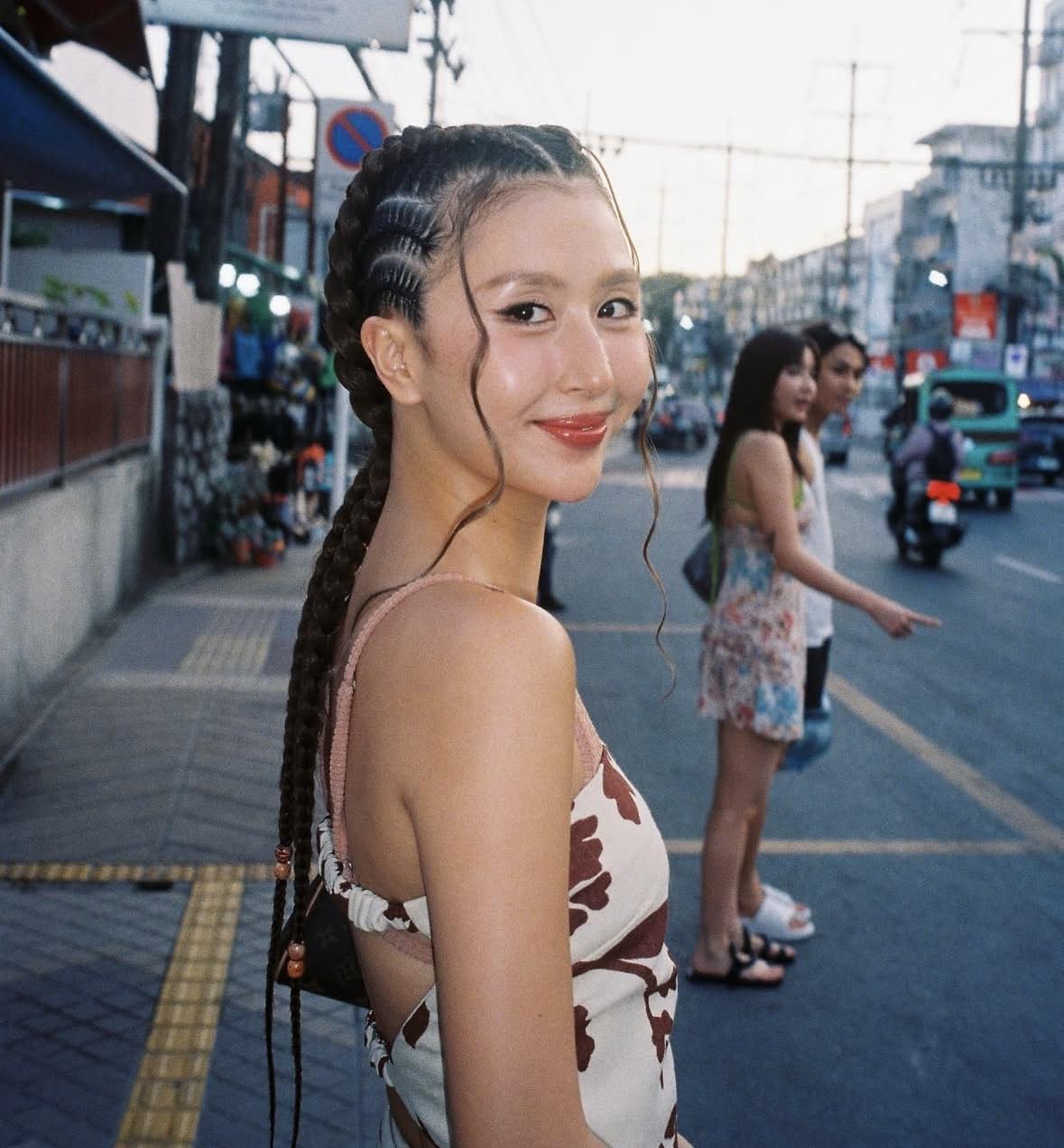 59239419813091359079140727379722492301842120n