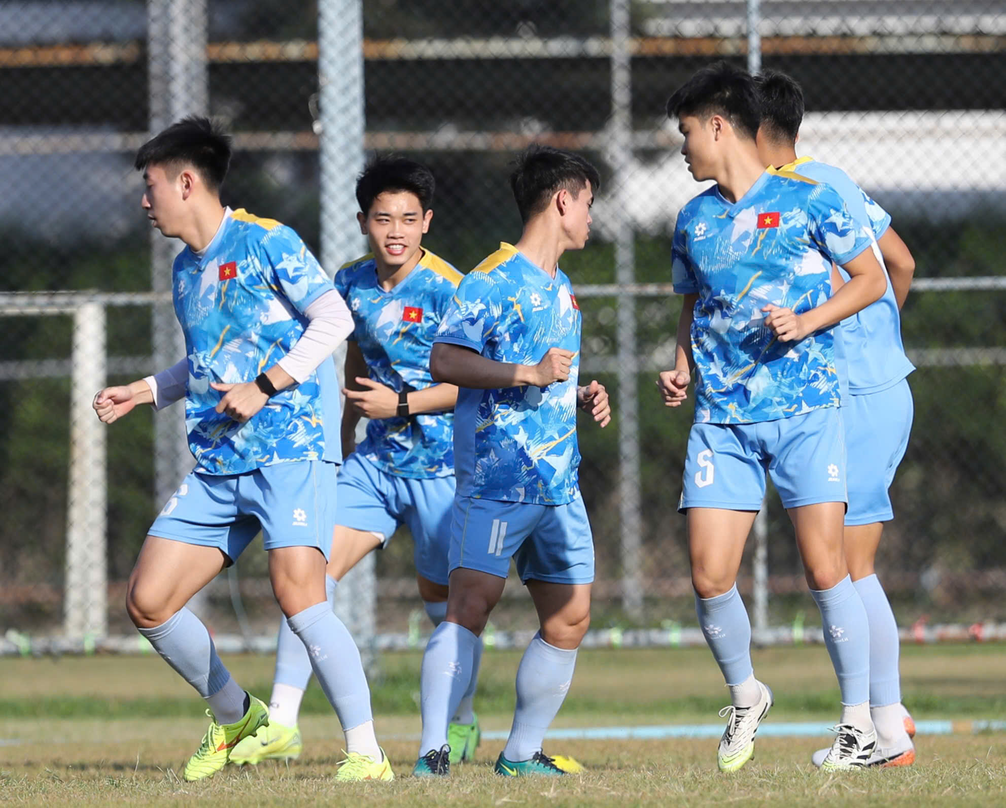 2543515781485643087 7