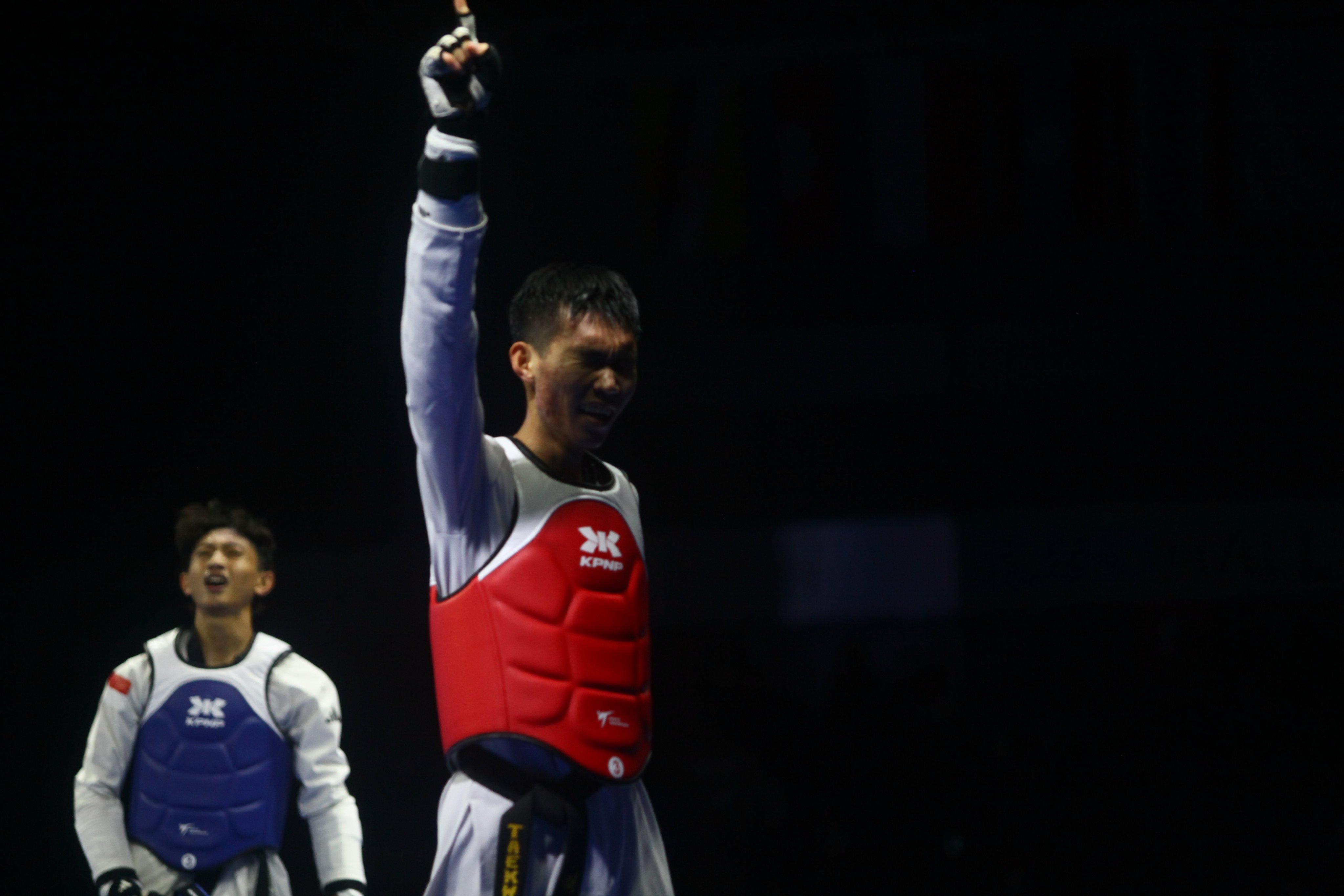 003f1895fce773b92af6