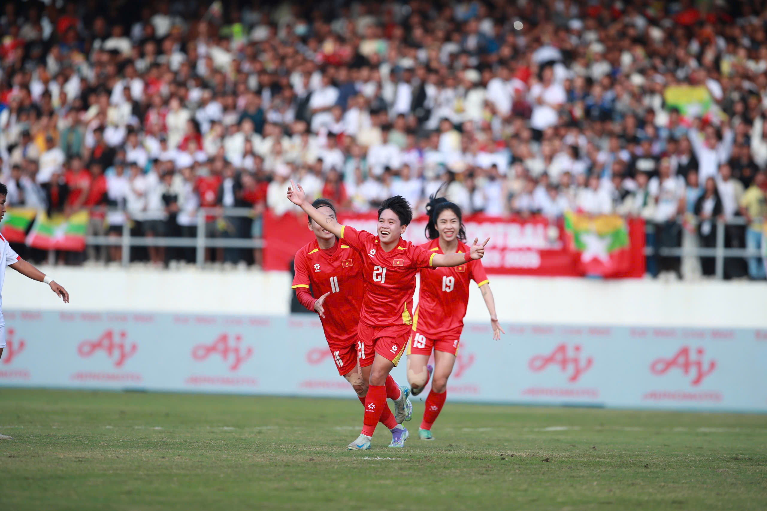 3837553382634411443 1