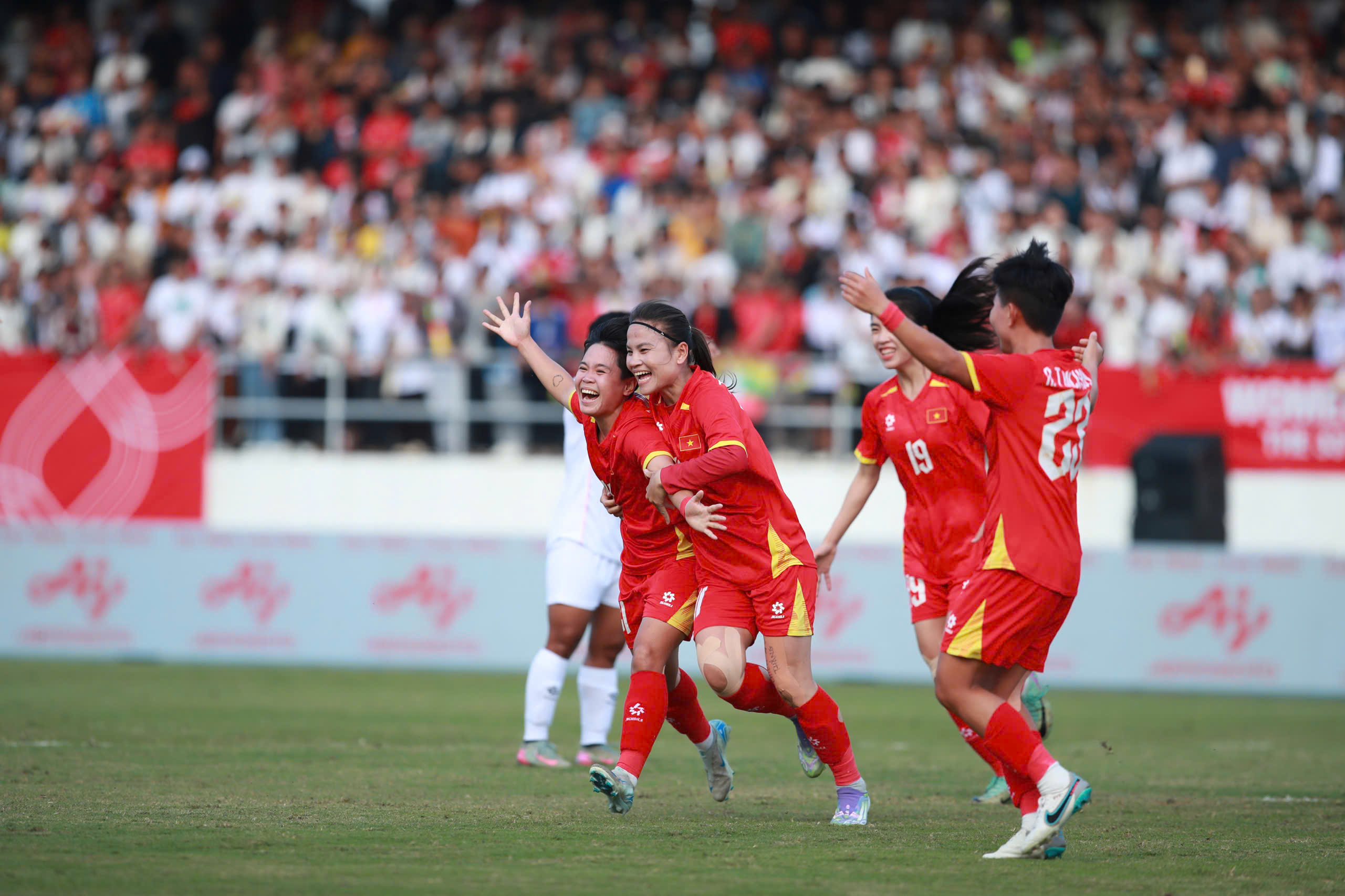 3837553382634411443 11