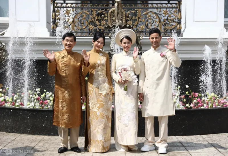 1765159759957 31c0c9b070854418bf