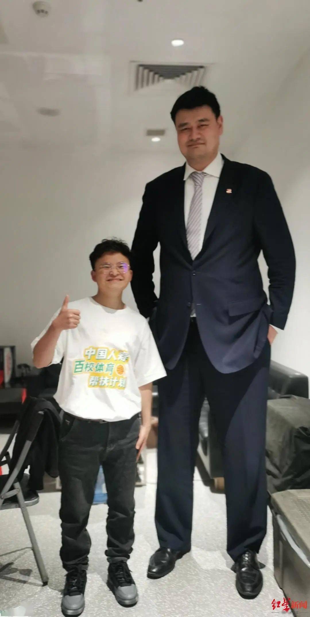 6756fff2215f41b7bb2ec790929345bf