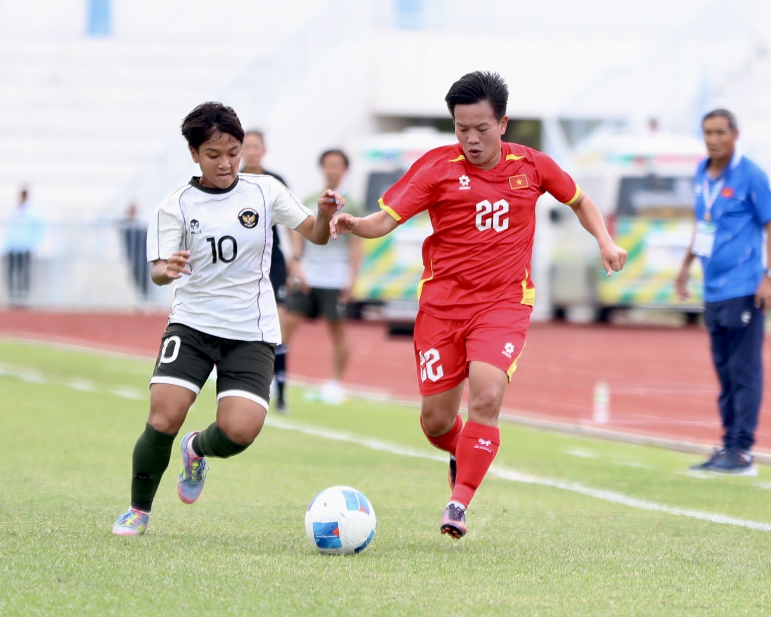 Đẳng cấp: Tuyển nữ Việt Nam thắng huỷ diệt 5-0 Indonesia, thẳng tiến chung kết SEA Games 33- Ảnh 7. Đẳng cấp: Tuyển nữ Việt Nam thắng huỷ diệt 5-0 Indonesia, thẳng tiến chung kết SEA Games 33- Ảnh 7.