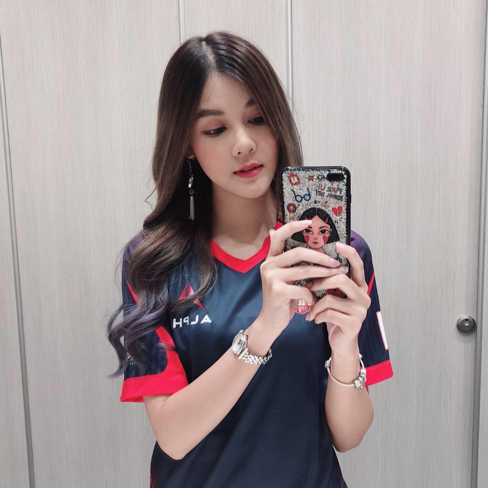 Bị cấm thi đấu vĩnh viễn v&igrave; gian lận ở SEA Games 33, nữ VĐV khiến cộng đồng Esport Th&aacute;i Lan dậy s&oacute;ng