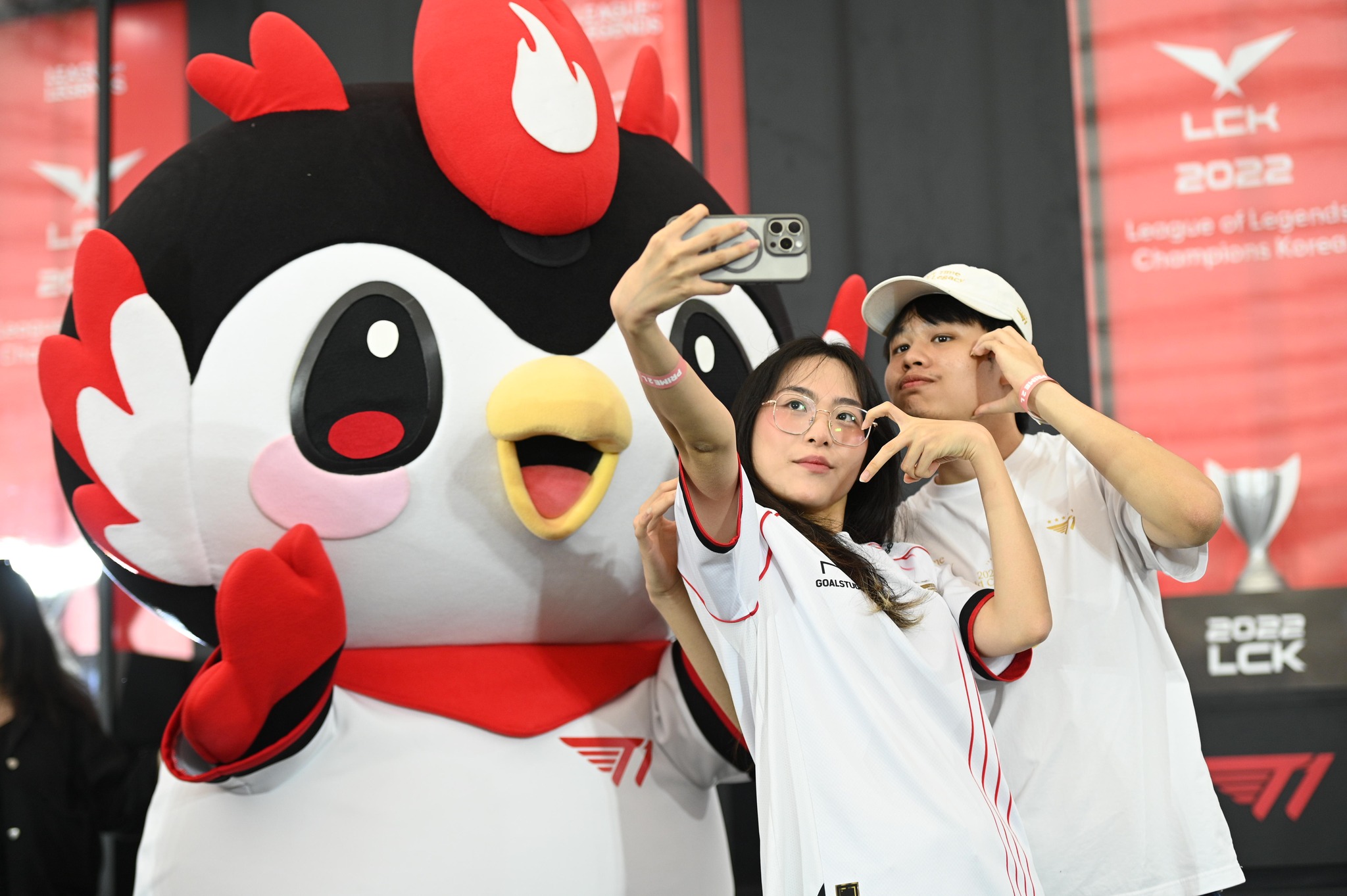 60050481726410830728922441743168886804396806n