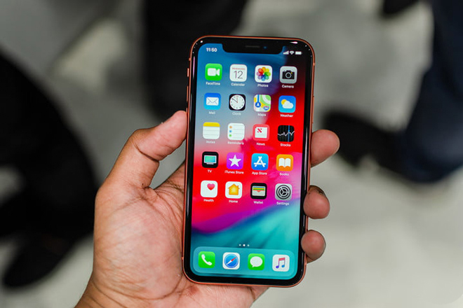1540890907 942 5 dieu dang khen va dang che tren iphone xs apple iphone xr hands on 13 1540840096 width660height440 copy
